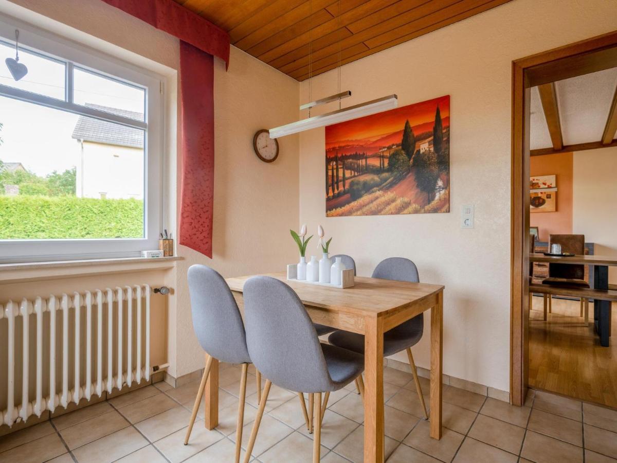 A Detached Holiday Home In A Highly Scenic Area Trierscheid Luaran gambar